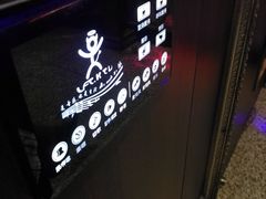 -乐翻天量贩式KTV(淞发路店)