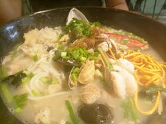 -蒙小妹骨汤饭.米线(新光路店)