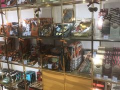 -VENCHI 闻绮(上海佛罗伦萨小镇店)