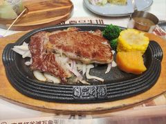 -尊品牛排(绳金塔店)