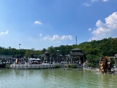 -茅山东方盐湖城景区