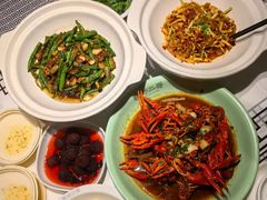 -靓虾二哥长沙地标小龙虾(五一广场店)