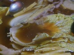 -悦牧·酸汤牛肉火锅(沃尔玛店)