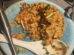 -伴山牛贵州黄牛肉火锅·苗疆非遗艺术餐厅(上海首店)