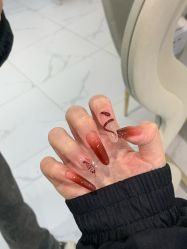 -悦己美甲美睫