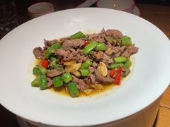 -新白鹿餐厅(银泰西湖文化广场店)