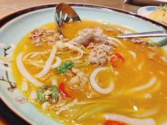 -宝燕海货工场(长江国际店)