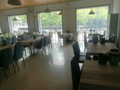 靠窗位-雅逸居海鲜小厨