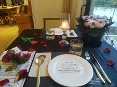 -Mark&Mars Restaurant