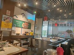 -尚尚仙·酸汤猪手·猪肚鸡火锅(华联万柳购物中心店)
