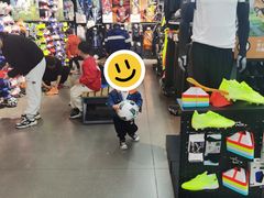 -迪卡侬(西三旗店)