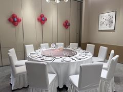 -泓历皇朝酒店(东亭店)