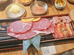 -韩景台烤肉(八大处店)