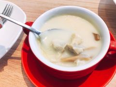 鸡茸蘑菇汤-必胜客(花舞大唐博物馆店)