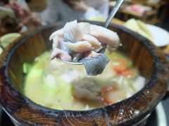 -秋语木桶鱼.酸菜鱼(开发区火车站店)