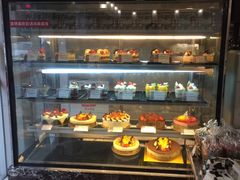 -苹果花园(龙漕路店)