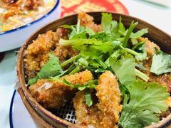 -爆炸头阿姨小四川正宗川味小吃(无任何分店)