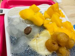 -满记甜品(巴黎春天宝山店)