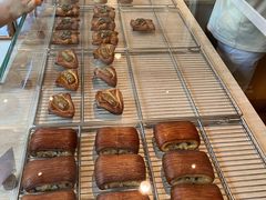 -VERIE BAKEHOUSE