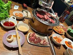 -鑫釜山海鲜烧烤(鑫丰国际店)