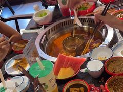 -醉董牛川派鲜肉自选火锅(烟台店)