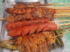 -许西美食一条街