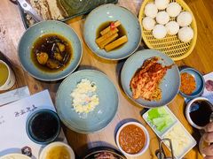 -草家酱蟹炭火烤肉店(珲春南路一店)