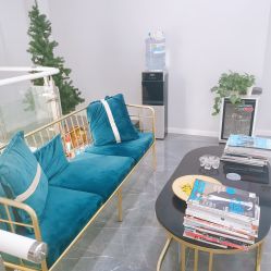 -茶发Salon·烫发染发理发