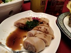 -深圳富苑皇冠假日套房酒店