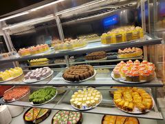 -爱客得牛排海鲜烤肉·火锅自助(春熙路黑金好店)