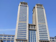 -复旦大学光华楼