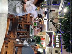 -四川小胡子海鲜(丁村万人海鲜广场店)