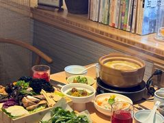 -十二舍·湯物素煮(江泰潤政店)