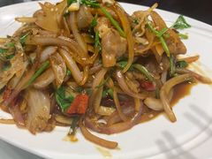 葱爆羊肉-雪乡人家东北菜·铁锅炖一切(高斯路店)