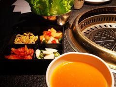 -嘿嘟嘟·肋条烧肉放题(爱融荟城店)