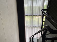 -深圳隐秀山居酒店