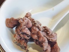 吊龙伴-幸运牛汕头小黄牛牛肉火锅(梅林店)