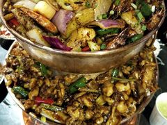 -巴四老城区炭火蛙锅(张江店)