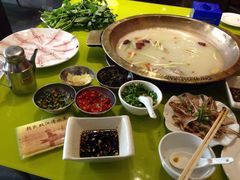 IMG_8343-颜氏双江清水鱼一养身火锅(磁器口店)