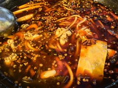 -鸿顺老铁锅美蛙鱼府(解放碑店)