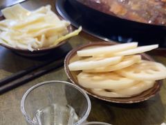 -黄潇洒老火锅(九眼桥宏济巷店)
