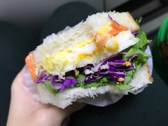 蔬菜鸡蛋三文治面包-味多美蛋糕(看丹桥店)