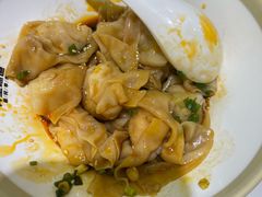 -弄堂咪道-饭香·面香·馄饨香(兴梅店)