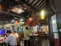 -卢大鲜鱼头捞饭(美利广场店)