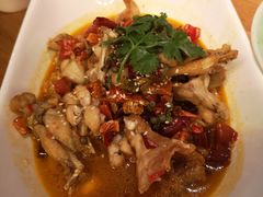 石锅牛蛙-新白鹿餐厅(百联中环店)