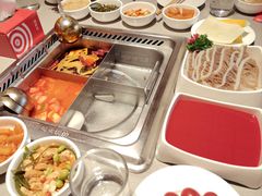 -海底捞火锅(宝龙广场夜宵主题店)