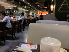 大堂-大头虾越式风味餐厅(光明广场店)