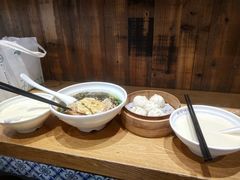 -弄堂咪道-饭香·面香·馄饨香(钦州北路田尚坊店)