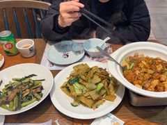 -黄泥岗·地道湖北菜(奥特莱斯店)