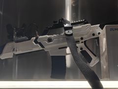 -VR+乐园·VR电竞·家庭亲子·密室逃脱·轰趴团建